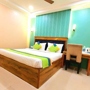 [Sanitized] Standard Double Room